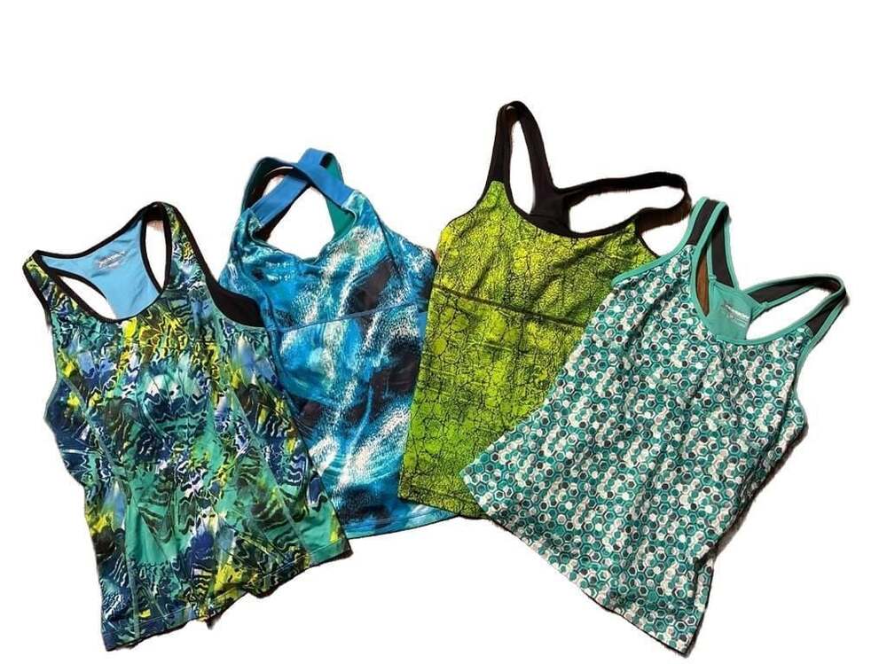 Women’s Green Patterned Tank Top - Stylish Summer Layering